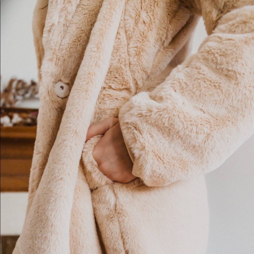 Extremely soft teddy jacket - Picture 9 of 13